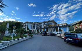 Piccolo Mondo Hotel Lake Garda